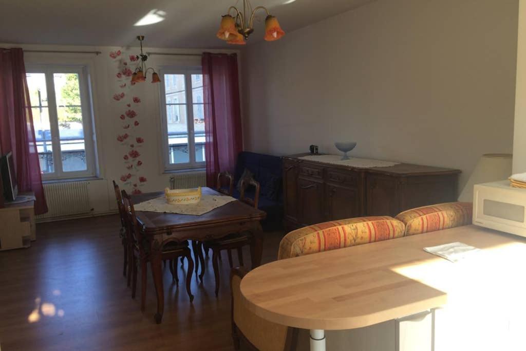 Appartement Tout Confort Centre Baccarat Buitenkant foto